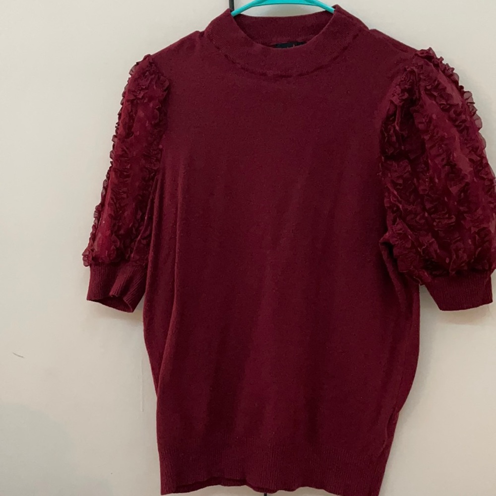 Maroon women’s top